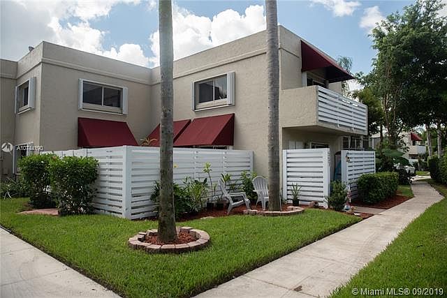 1st image of 557 NW 98th Ave #557