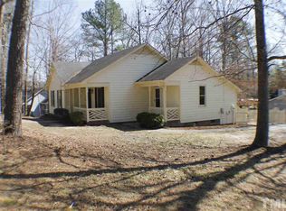 1 Bentwood Pl, Durham, NC 27703