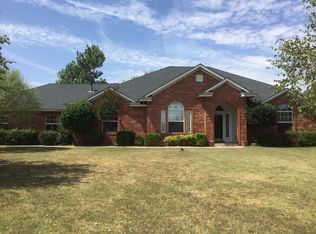 673 Lemonade Rd, Blanchard, OK 73010