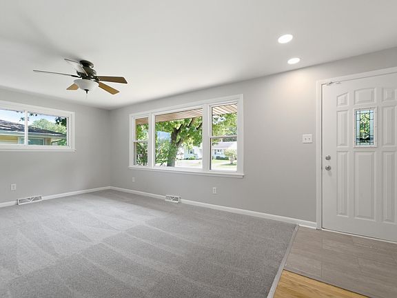 4th image of 322 Oriole Ave