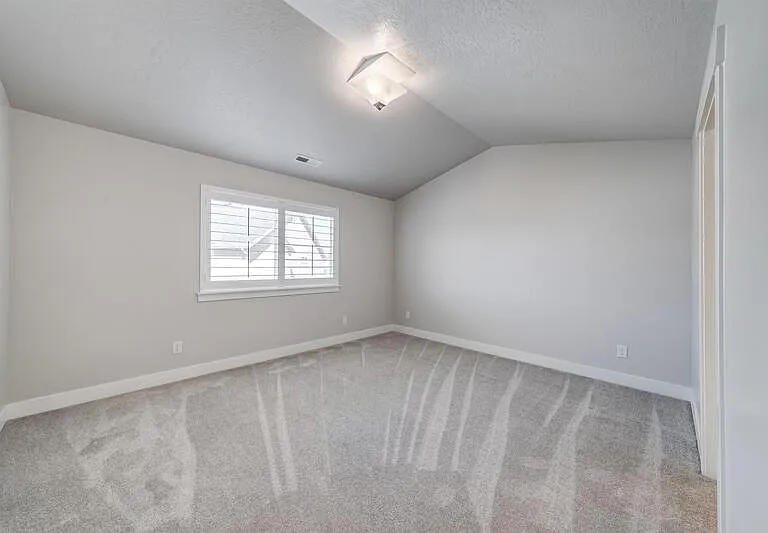 4165 W 2010 N — Photo 12