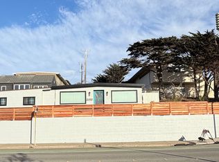 2213 Palmetto Ave, Pacifica, CA 94044
