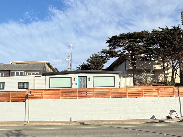 2213 Palmetto Ave, Pacifica, CA 94044