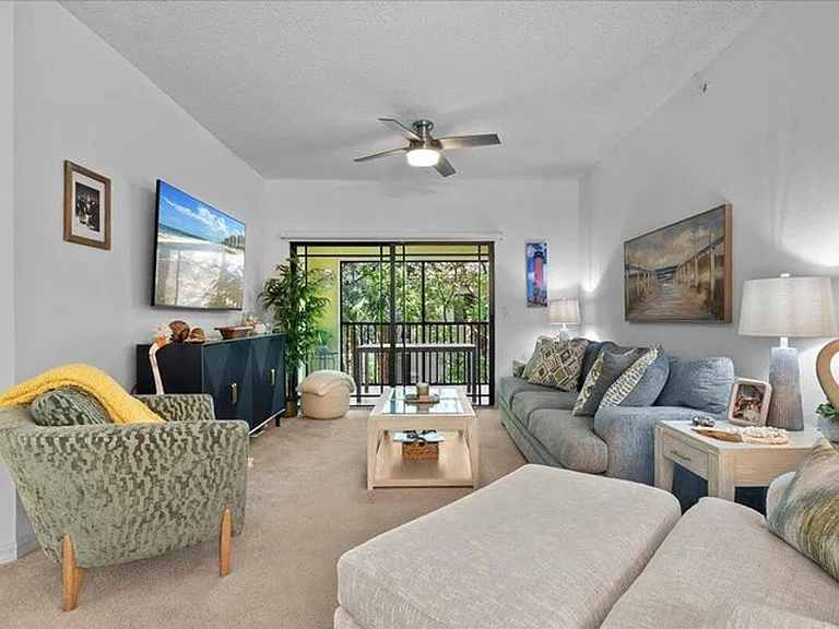 3020 Alcazar Pl #308 — Photo 6