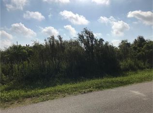 980 Meynig Ln, Crystal Beach, TX 77650