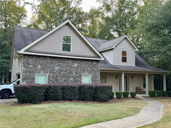 32 Lee Road 2186, Phenix City, AL 36870