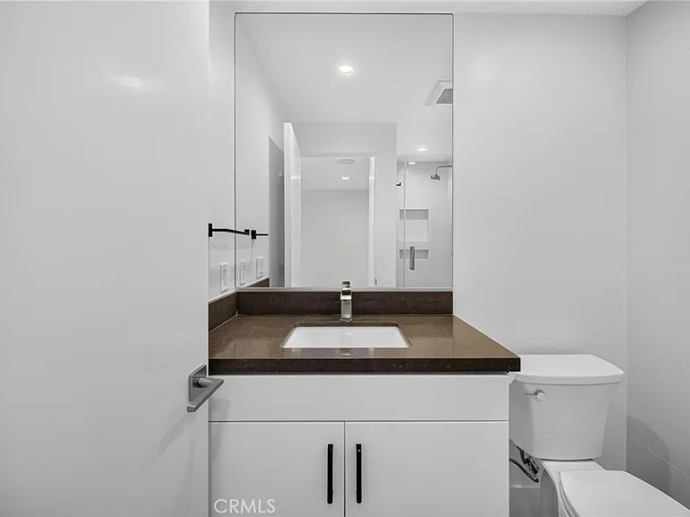 17 Monarch Bay Dr — Photo 24