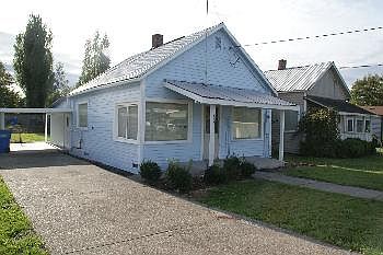 1st image of 119 Corrin Ave NW