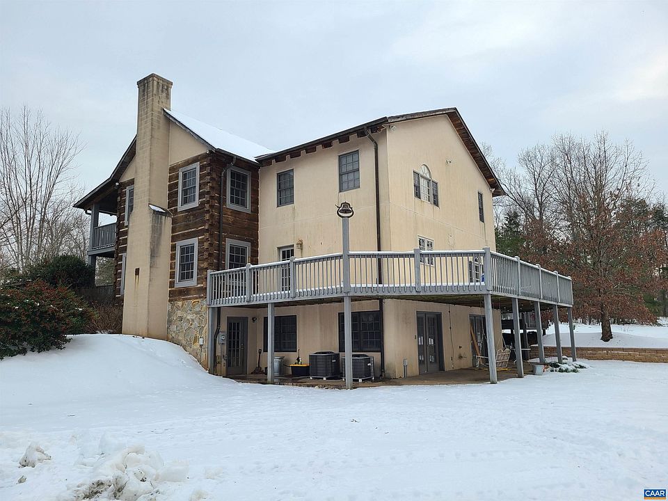 2nd image of 2482 Poplar Dr