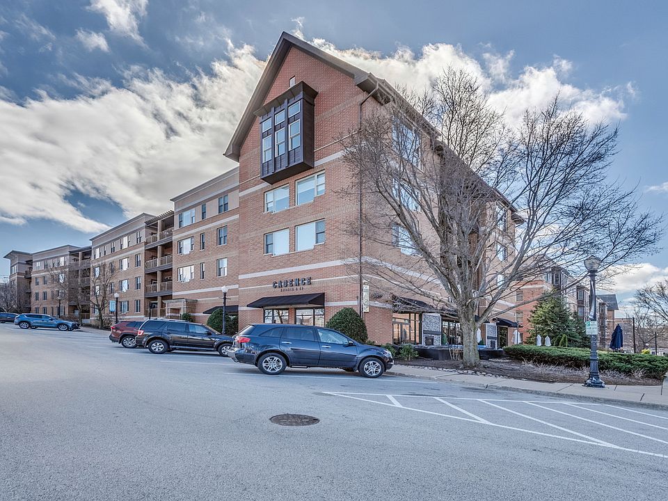 1st image of 935 Burlington Ave Unit 304