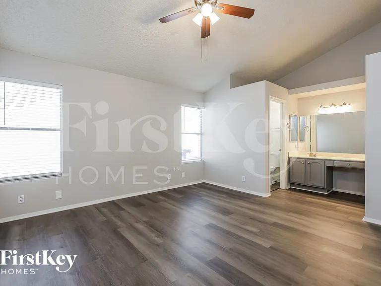 5039 W Chicago Cir S — Photo 8