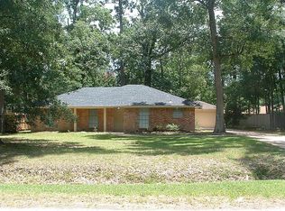 2627 Mockingbird Ln, New Caney, TX 77357
