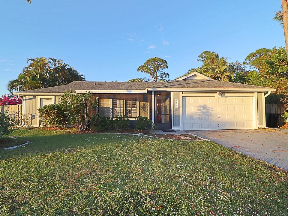 1st image of 2233 SE Master Avenue