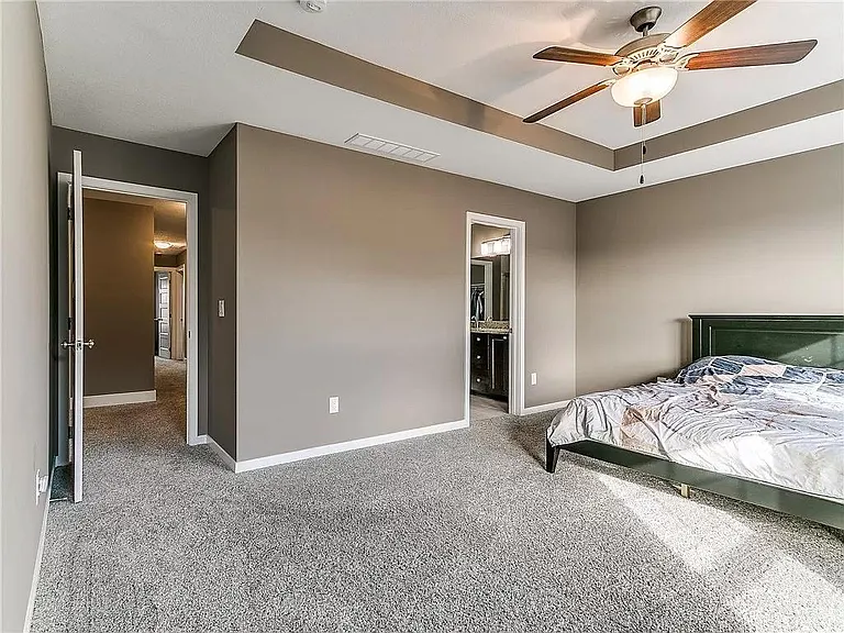 1411 SW Campus Ln — Photo 17