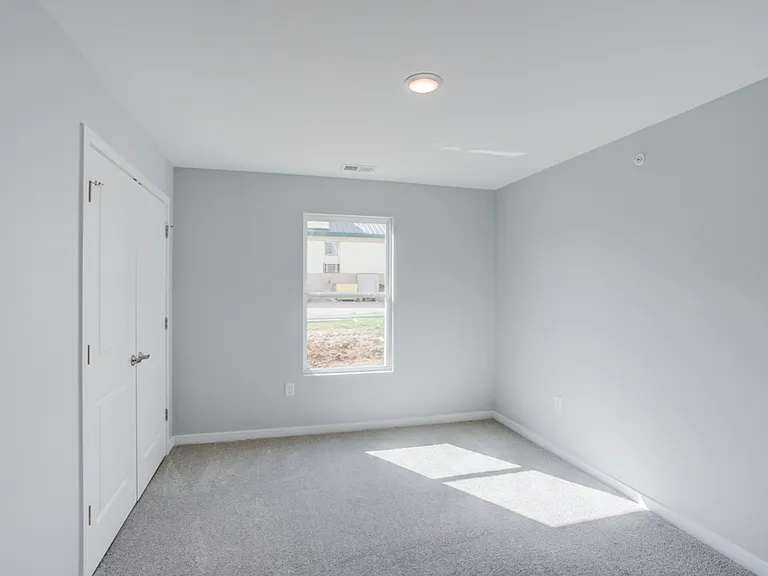 Cypress Point Apartments — Photo 29