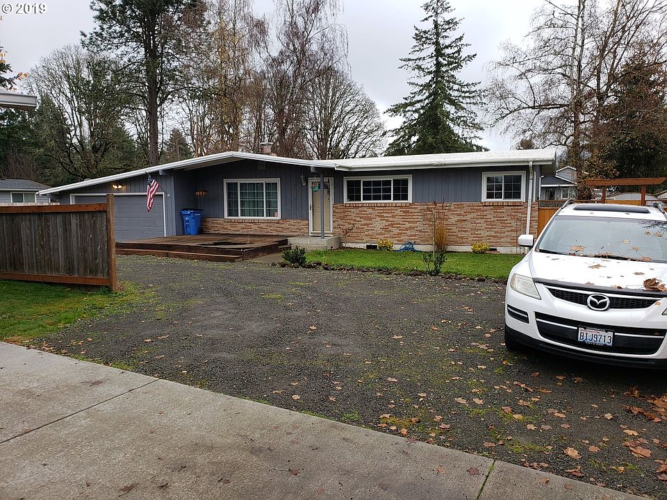 1st image of 106 NE 4th St