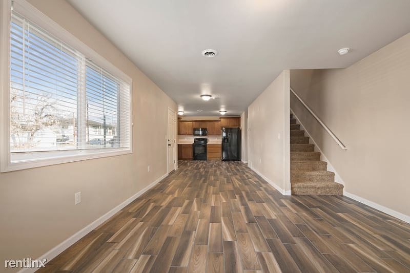 1st image of 947 Terry Ave