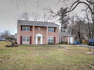 39 Gordons Corner Rd, Manalapan, NJ 07726