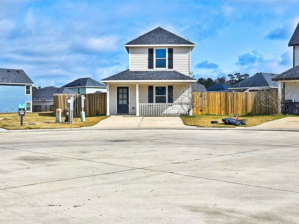 1st image of 16623 Colleen Pl