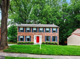 3378 Monarch Ln, Annandale, VA 22003