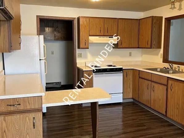 476 Cedar St, Chilton, WI 53014