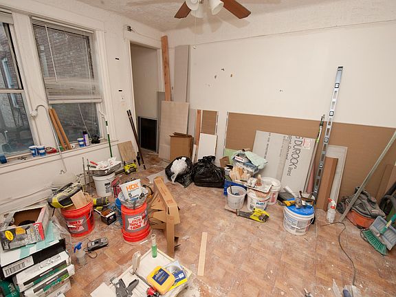 4th image of 2542 23rd St #2
