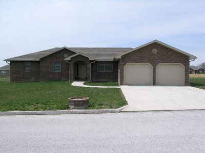 2605 University Blvd, Mountain Grove, MO, 65711