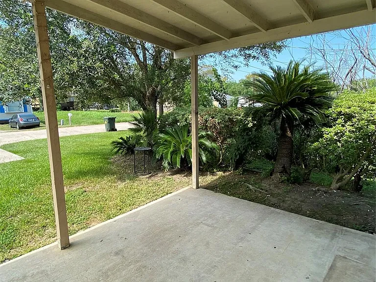3815 Putnam Dr — Photo 3