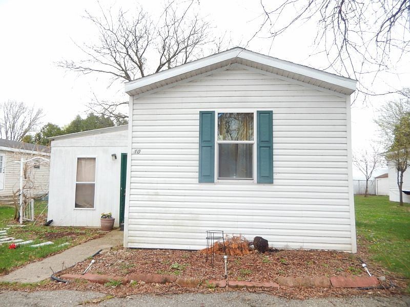 1st image of 10 Lapidary Ln