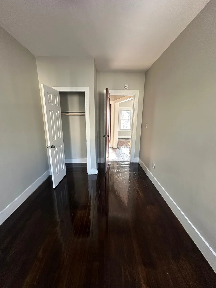 Building Photo - 268 Sherman Ave #A4