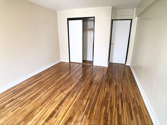 5th image of 535 E 21st St APT 3F