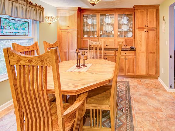4th image of 8114 Quailwood Ct