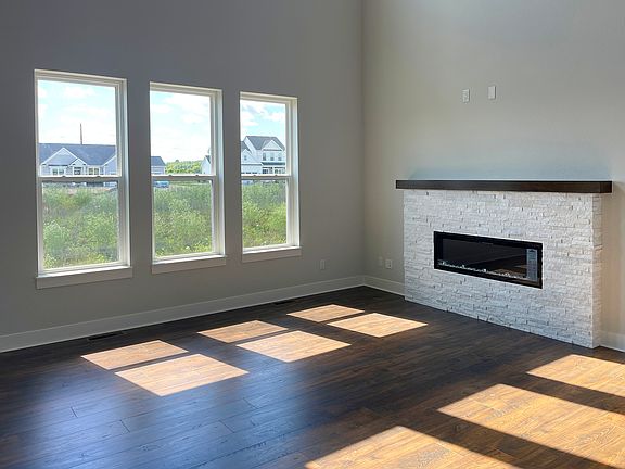 3rd image of 9737 Bergamont Dr