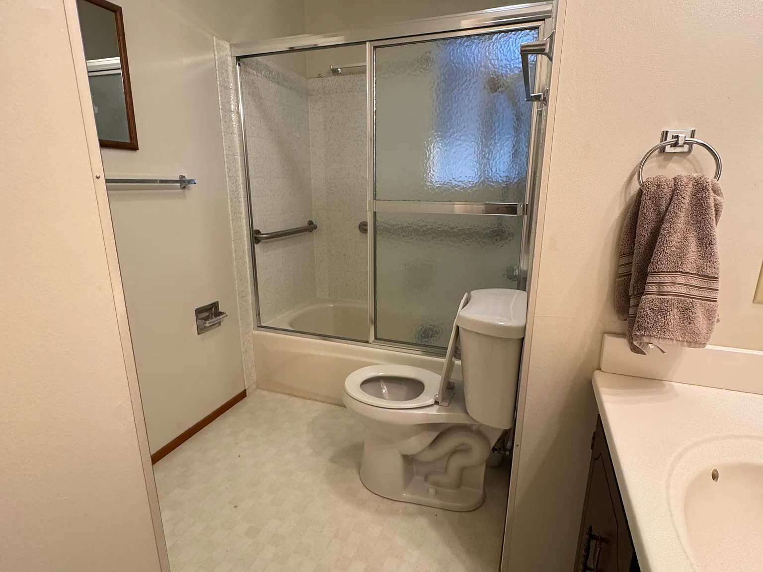 3 bed, 2.5 bath, 1276 sqft, $1,299 — Photo 4