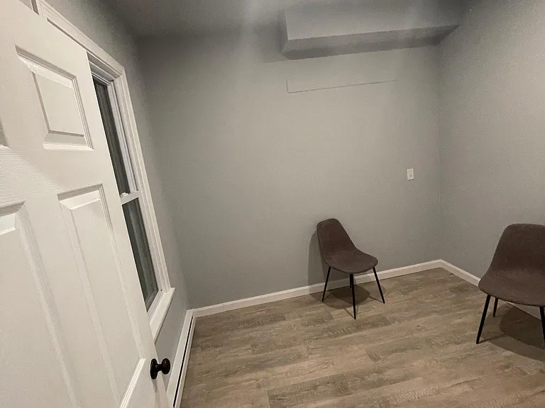 48 Washington St — Photo 5