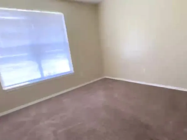 13 Avenue D SW #1, Childress, TX 79201