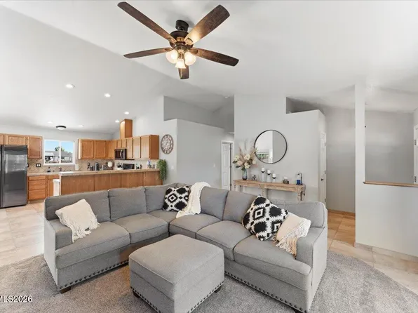 310 Veronica Ave, Sparks, NV 89436