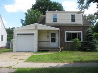 1169 Sumner Ave, Springfield, MA 01118