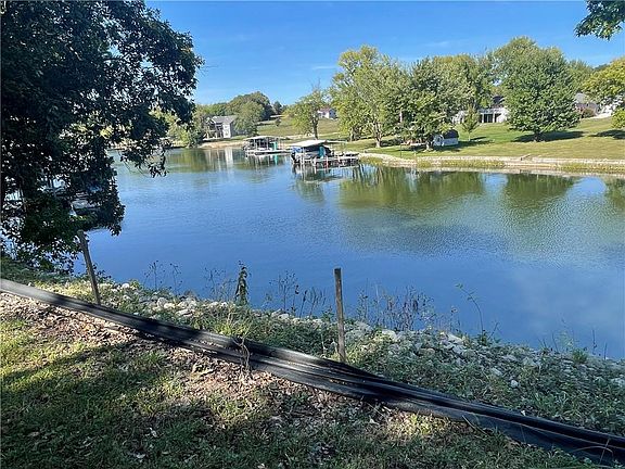 2nd image of 163 Lake Viking Ter