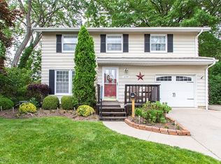 3199 9th St, Cuyahoga Falls, OH