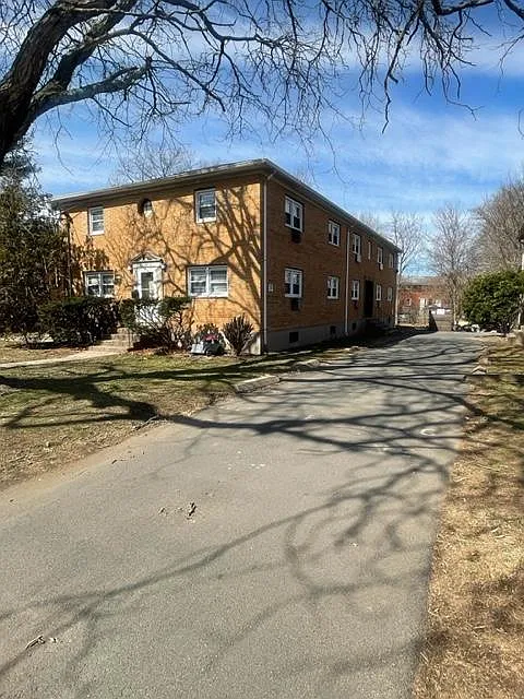 1 bed, 900 sqft, $1,395 — Photo 1