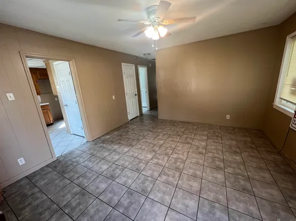 6824 Autumn Ave, Baton Rouge, LA 70812