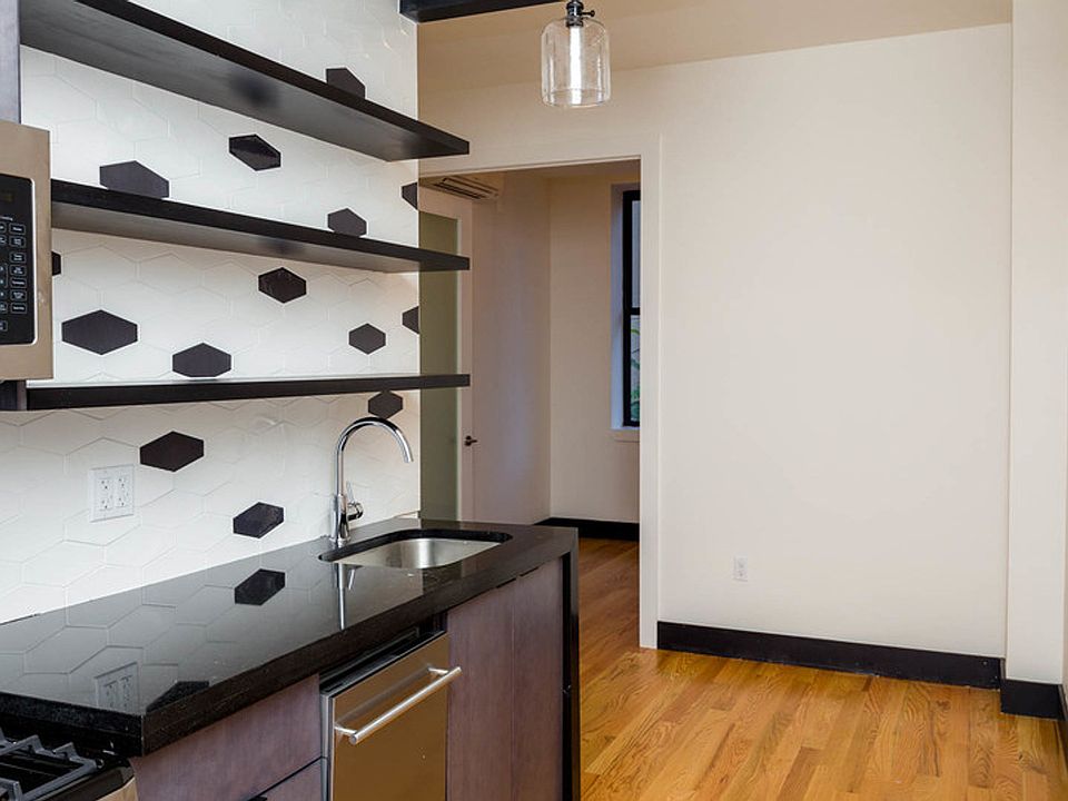 1st image of 277 Irving Ave #2B