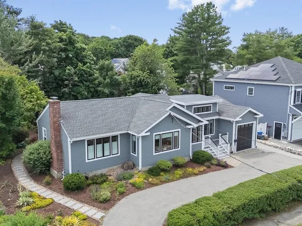 694 Trapelo Rd, Waltham, MA 02452