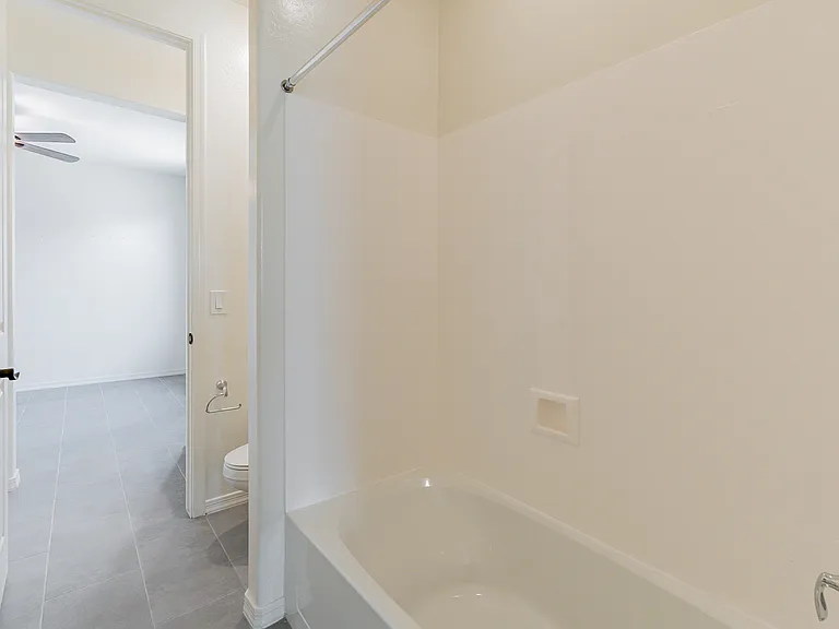 8014 W Orange Dr — Photo 42