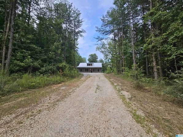 2755 Kentuck Rd, Munford, AL 36268
