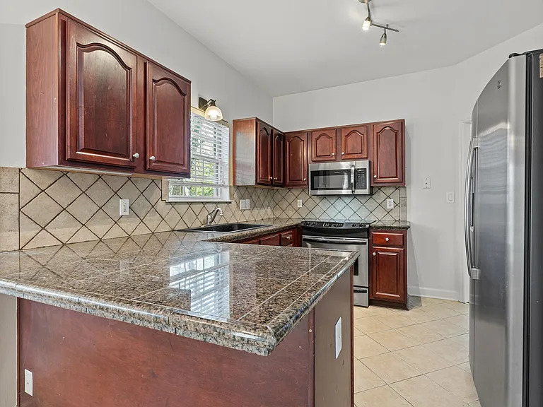 142 Big Ben Ct — Photo 20