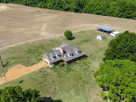 3rd image of 8539 Campground Rd