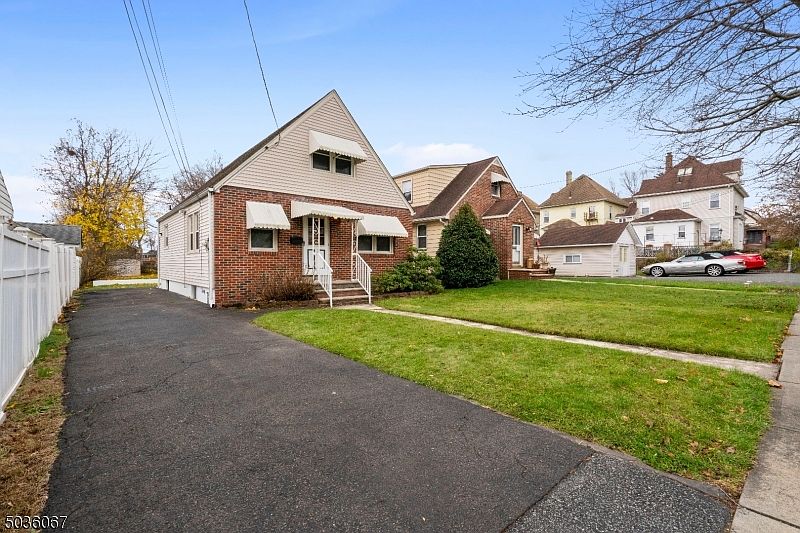 1st image of 16 Linden Ave