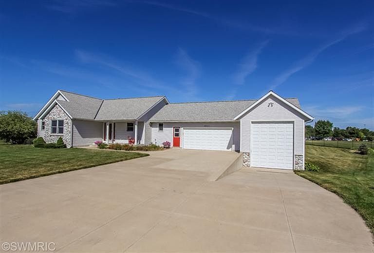 1st image of 10577 Caribou Ct